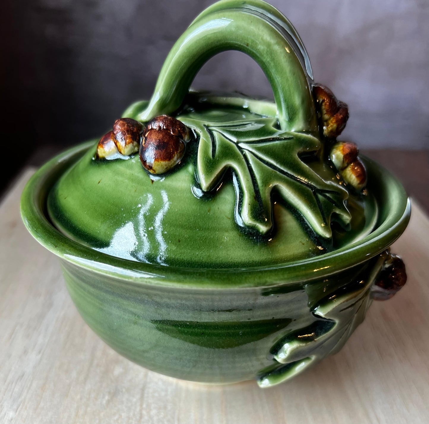 Lidded bowl, oak leaves acorns