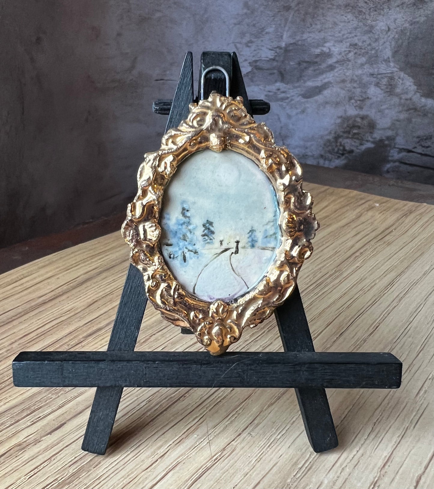 Snowy Path pendant