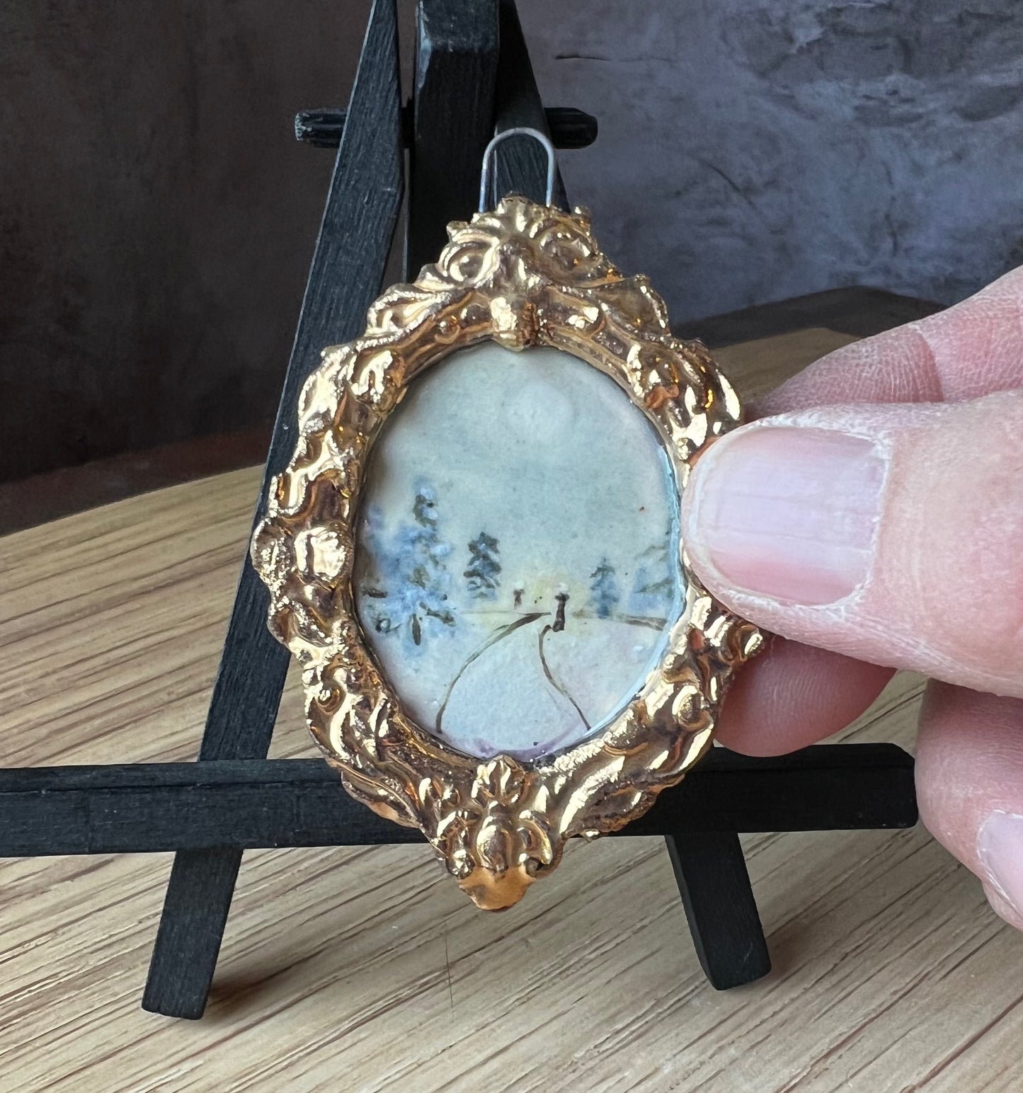 Snowy Path pendant