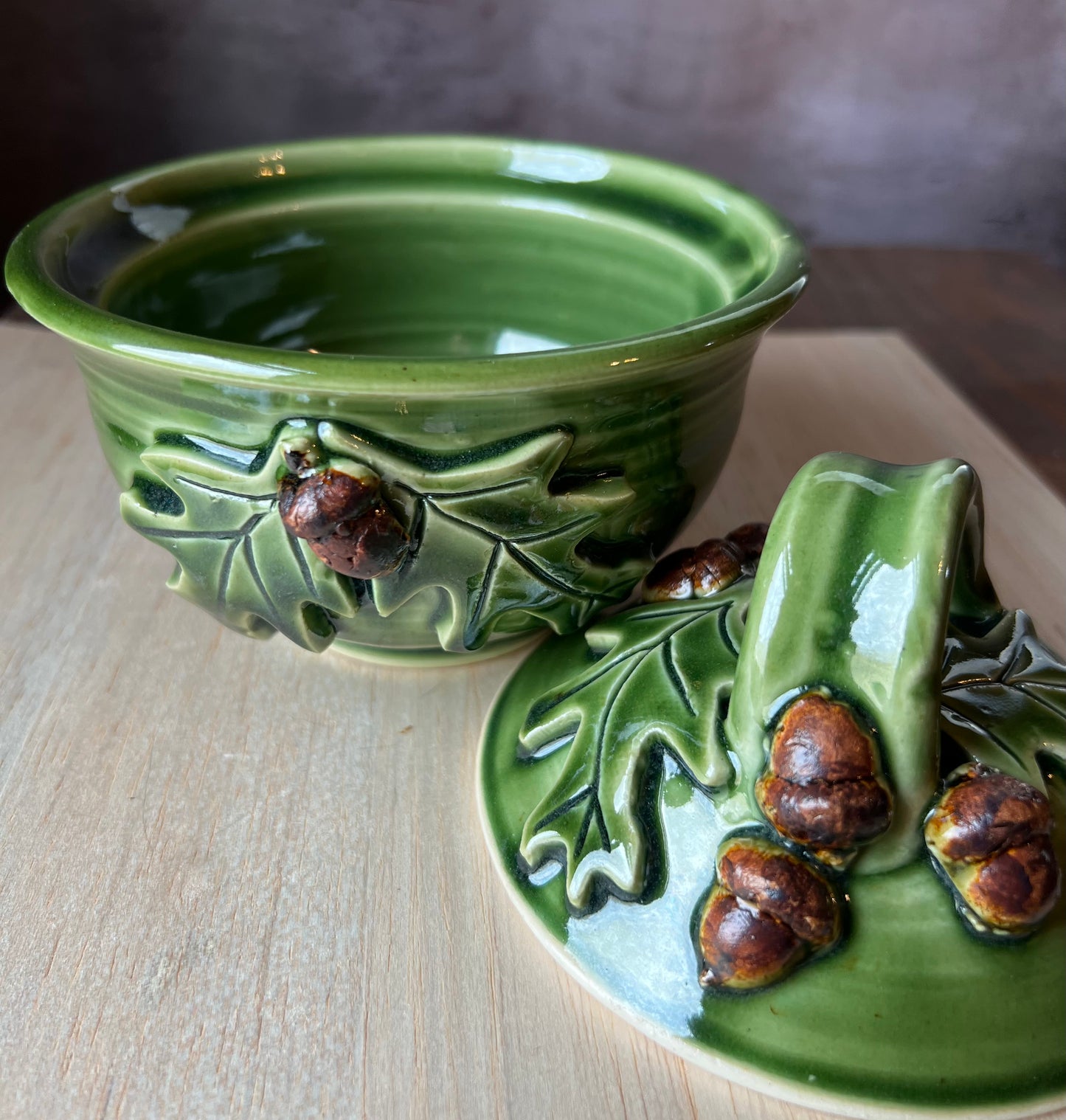 Lidded bowl, oak leaves acorns