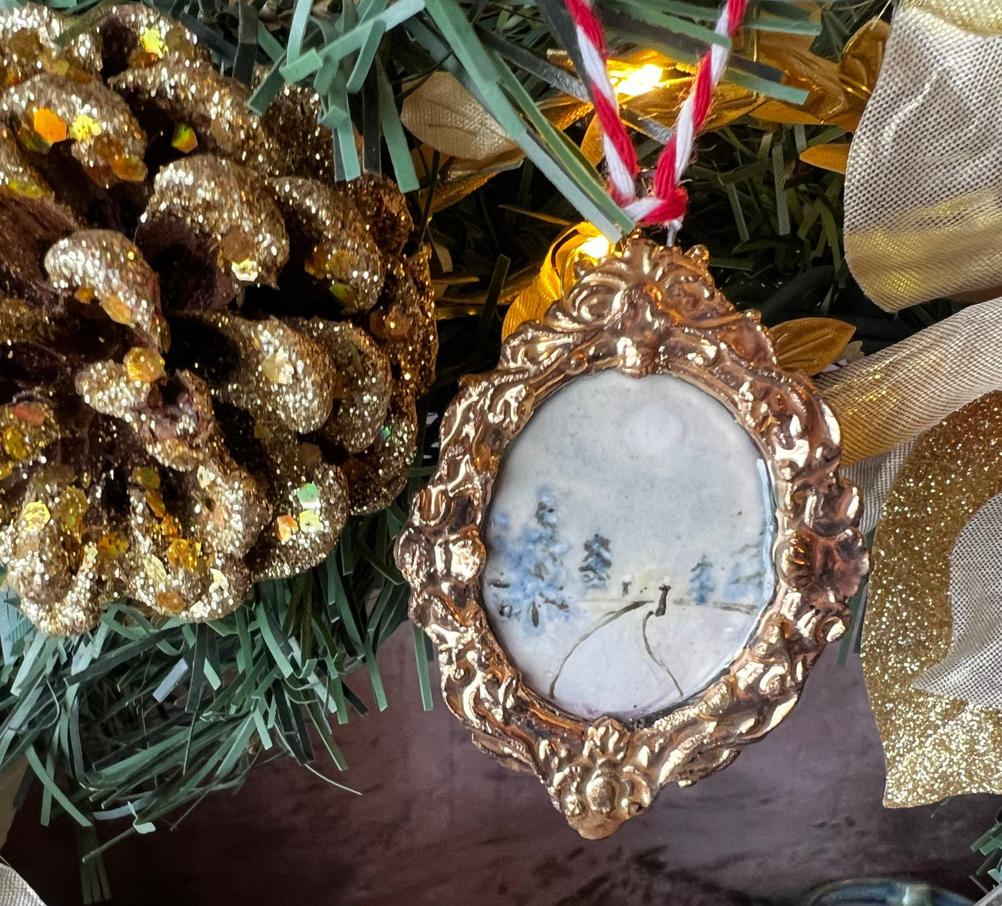 Snowy Path pendant