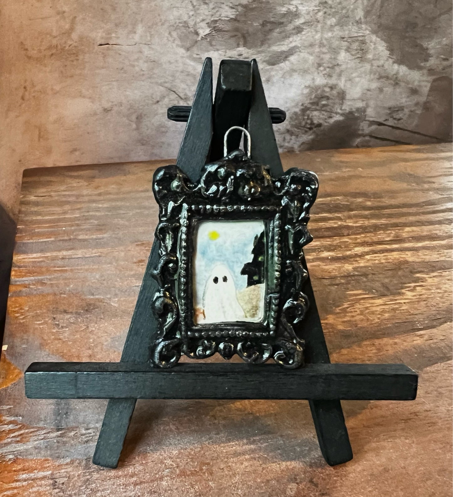 The Usual Haunt pendant