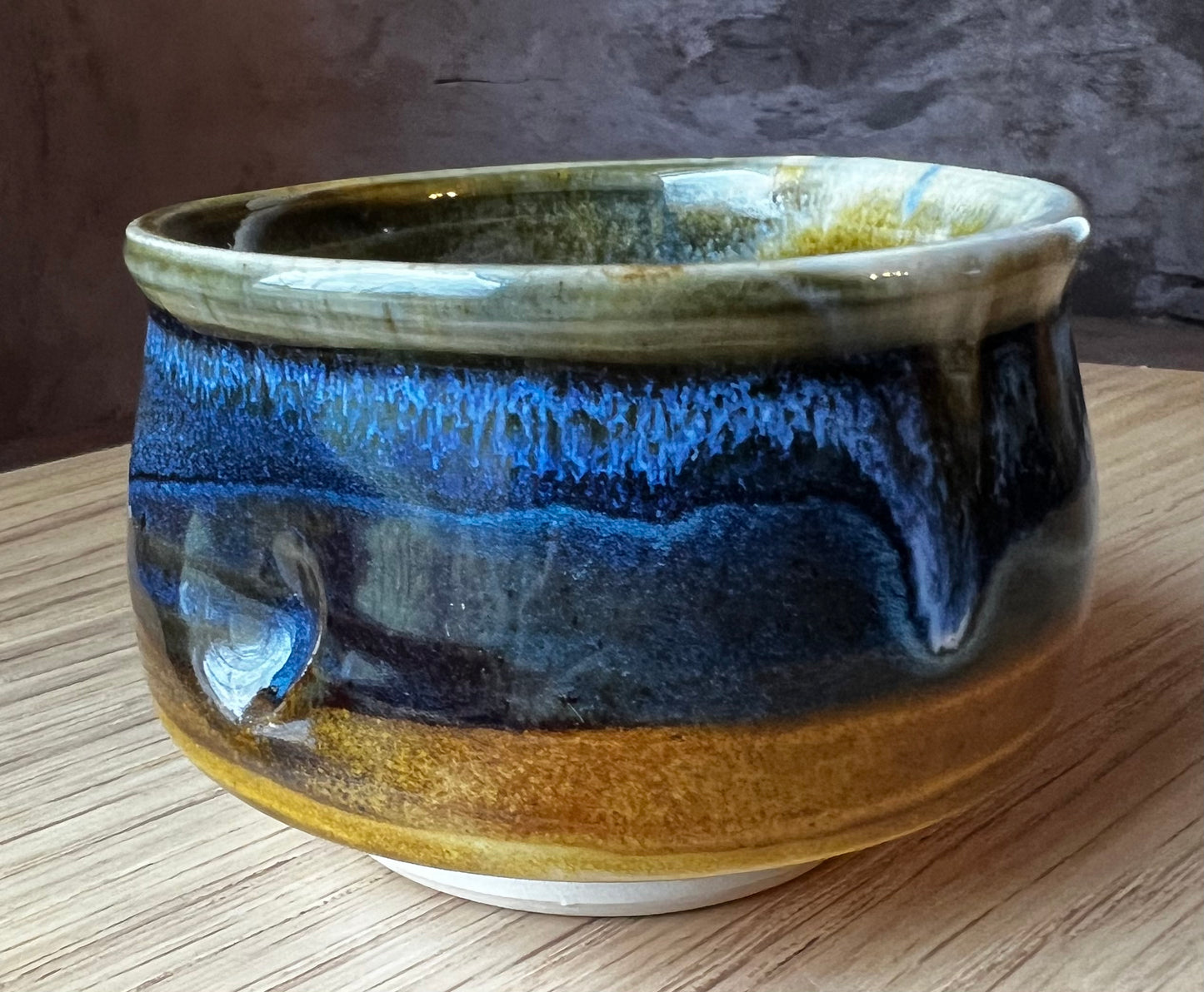 Whiskey Cup, dimpled brown/blue