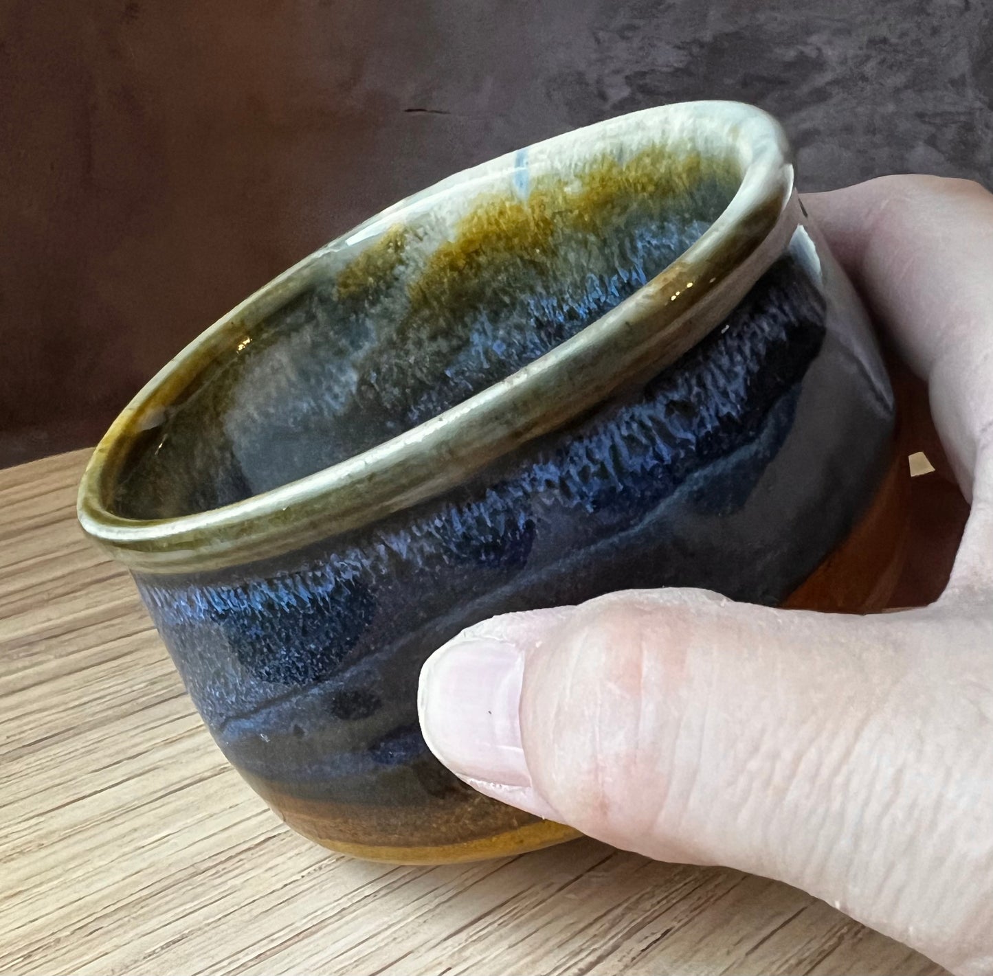 Whiskey Cup, dimpled brown/blue