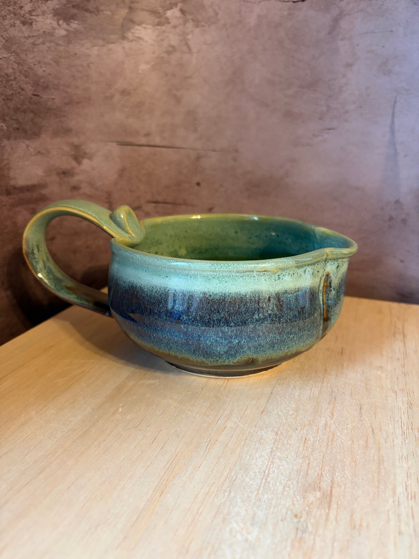 Sauce Boat Spouted Bowl