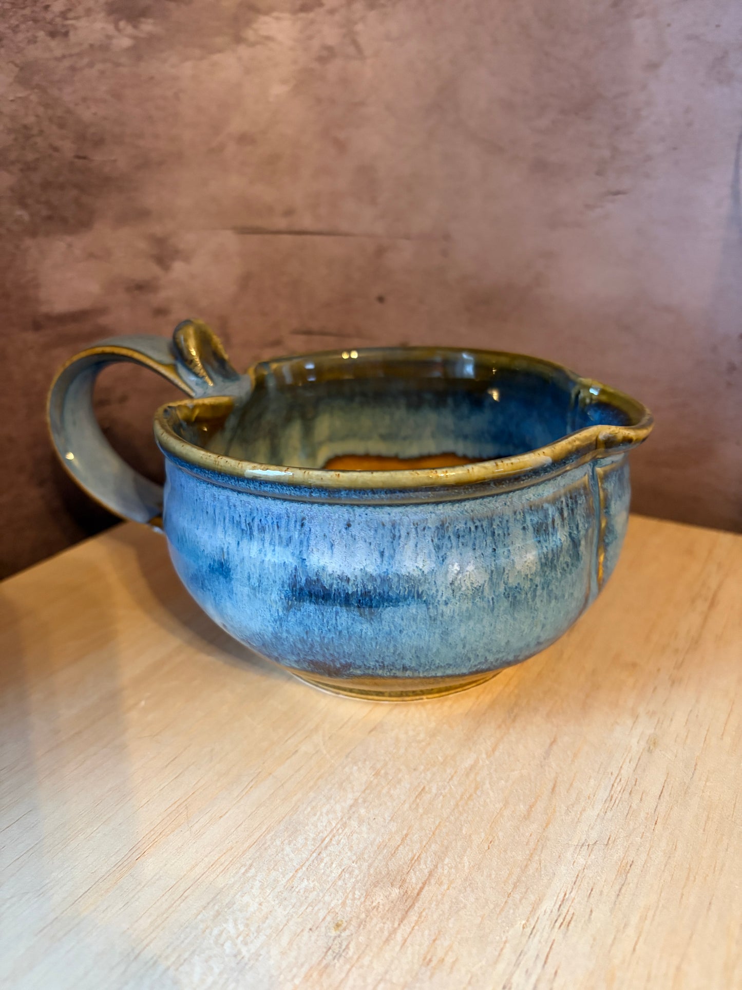 Sauce Boat Spouted Bowl