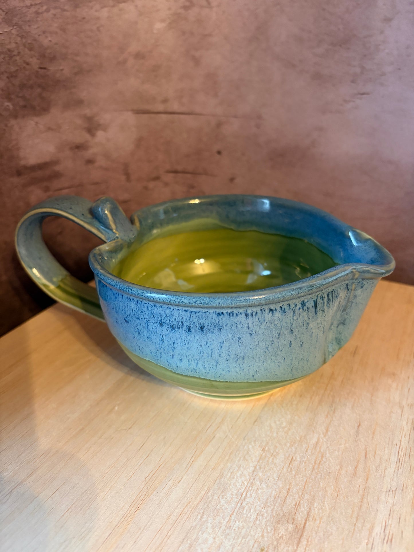 Sauce Boat Spouted Bowl